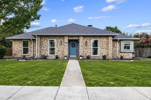 1638 Glencairn Ln, Lewisville, TX, 75067-3248 | Card Image