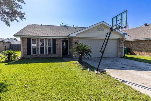 5663 Smokey Hills Trl, Lake Charles, LA, 70605-7175 | Card Image