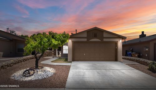 3731 Stoneway Rd, Las Cruces, NM, 88012-0648 | Card Image