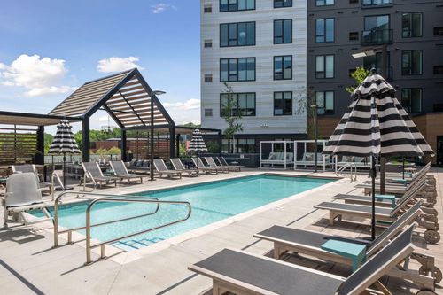 unit-105-12610 Ridgedale Dr, Minnetonka, MN, 55305-4021 | Card Image