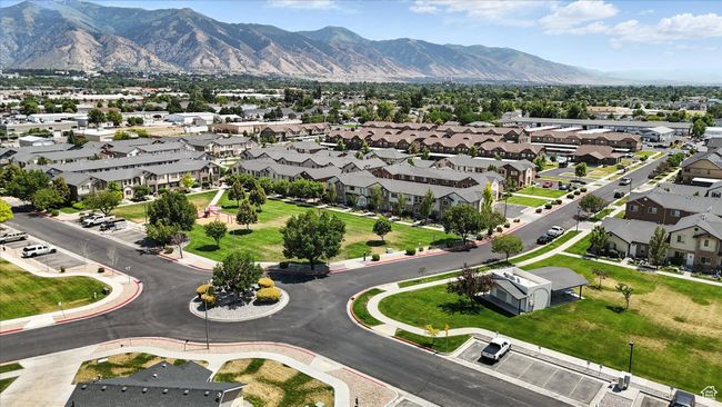 Aerial view of residential area with mountains | Image 39
