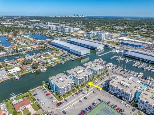 apt-109-4902 38th Way S, ST PETERSBURG, FL, 33711-4852 | Card Image