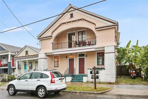 3813 Cleveland Ave, New Orleans, LA, 70119-6004 | Card Image
