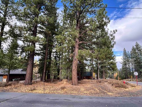 10294 Sugar Pine Road, Truckee, CA, 96161 | Card Image