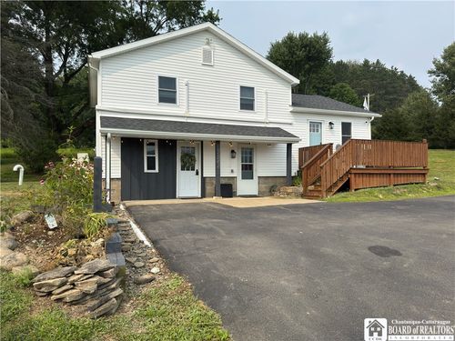 5544 Sugartown Rd, Great Valley, NY, 14741-9712 | Card Image