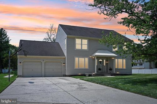 2 Westbury Dr, CHERRY HILL, NJ, 08003-1018 | Card Image