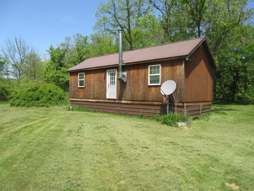 6800 Center Rd, Philo, OH, 43771-9799 | Card Image