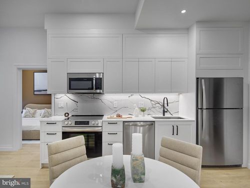 3-br-n-1001 S Broad Street, PHILADELPHIA, PA, 19147 | Card Image