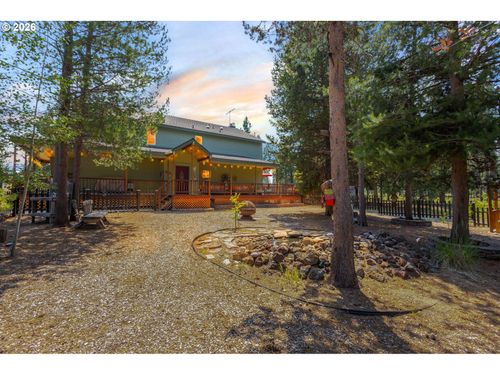 54811 Lonesome Pine Rd, Bend, OR, 97707-2707 | Card Image