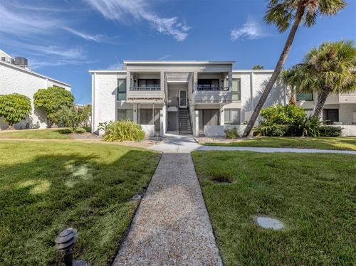 140-1555 Tarpon Center Dr, VENICE, FL, 34285-1040 | Card Image