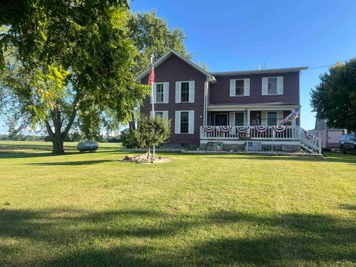 5832 Riverview Dr, Bridgeport, MI, 48722-9751 | Card Image