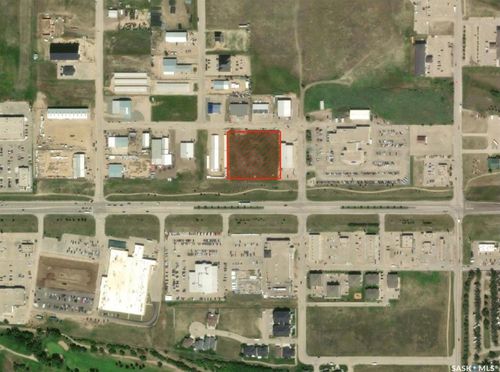3 Mckenzie Lane, Moose Jaw, SK, S6J1M6 | Card Image