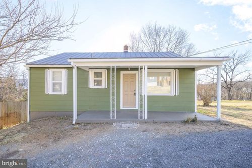 675 Jenkins Ln, STRASBURG, VA, 22657-2021 | Card Image