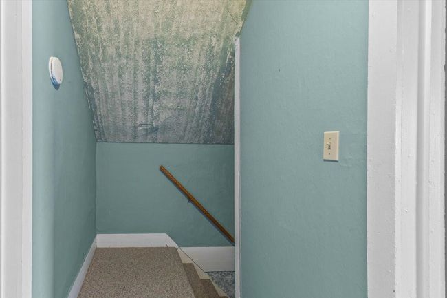 57 Pearl St, House other with 4 bedrooms, 2 bathrooms and null parking in Grand Isle VT | Image 19