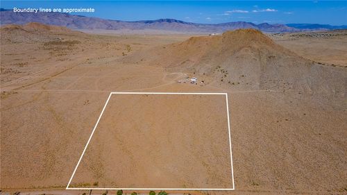 18 N Garrett Dr, Kingman, AZ, 86401 | Card Image