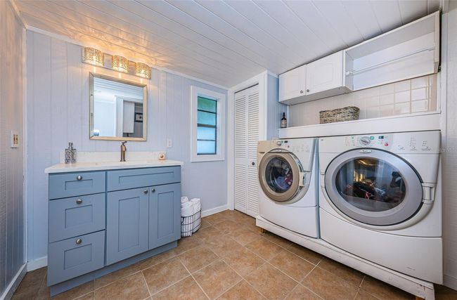 614 Maryland Ave, House other with 5 bedrooms, 4 bathrooms and null parking in CRYSTAL BEACH FL | Image 32