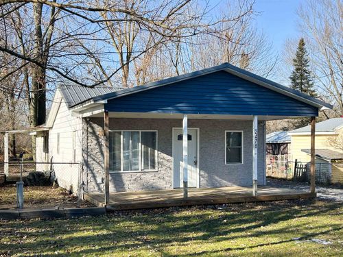 2478 Eugene St, Burton, MI, 48519-1356 | Card Image