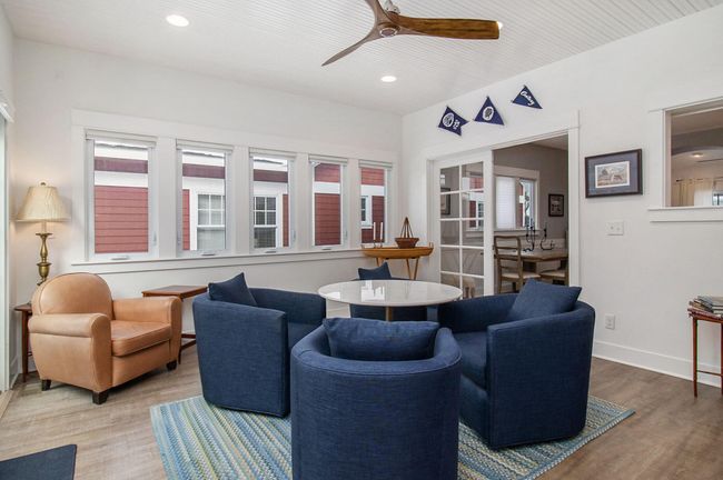 Main floor - family room | Image 14