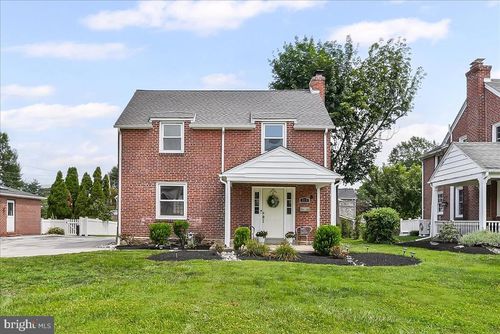 215 Avon Rd, SPRINGFIELD, PA, 19064-3223 | Card Image