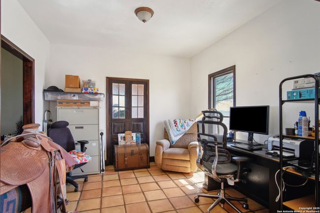 2148 County Road 220, Home with 3 bedrooms, 2 bathrooms and null parking in Floresville TX | Image 14