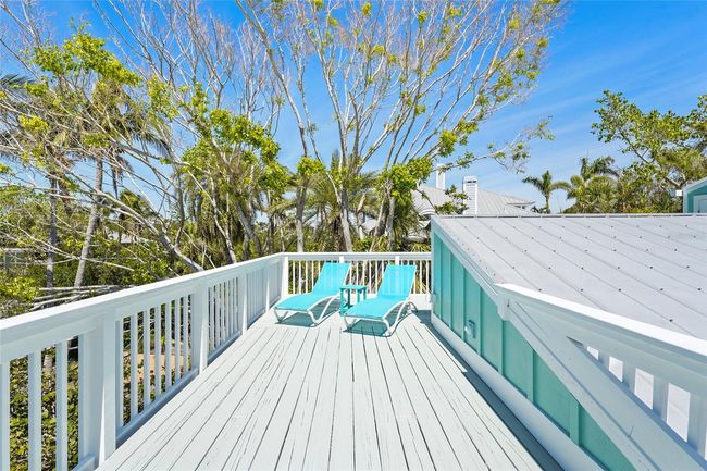 111 Faubel St, House other with 3 bedrooms, 3 bathrooms and null parking in Siesta Key FL | Image 69