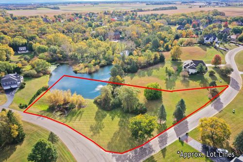 7110 Prairie Dr, Spring Grove, IL, 60081-8325 | Card Image