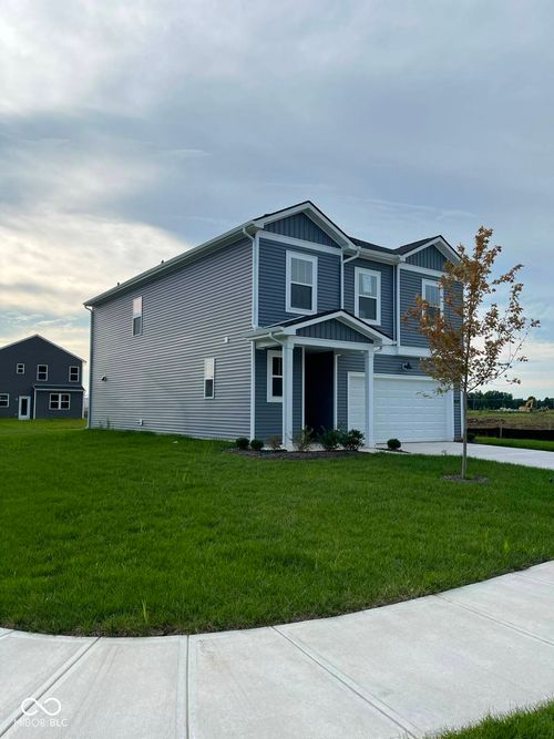 3754 Riverstone Dr, Whitestown, IN, 46075-9840 | Card Image