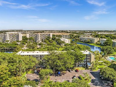 506 - 2209 S Cypress Bend Dr, Condo with 2 bedrooms, 2 bathrooms and null parking in Pompano Beach FL | Image 1