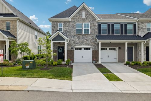 110 Brighton Ln, Lebanon, TN, 37090-2073 | Card Image