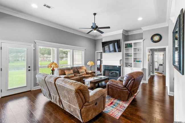17036 Bentons Ferry Ave, House other with 4 bedrooms, 2 bathrooms and 10 parking in Greenwell Springs LA | Image 6