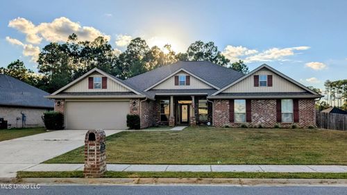 6269 Roxanne Way, Biloxi, MS, 39532-4539 | Card Image