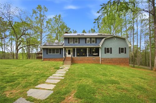 646 Flat Shoals Rd, Walhalla, SC, 29691-3311 | Card Image