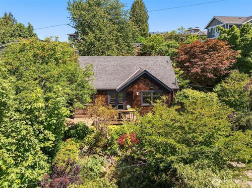 4920 51st Ave S, Seattle, WA, 98118-2052 | Card Image