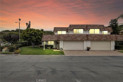 83-1 Vista Del Ponto, San Clemente, CA, 92672-3153 | Card Image