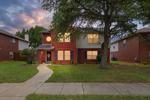 905 Valleybrook Dr, Lewisville, TX, 75067-6173 | Card Image
