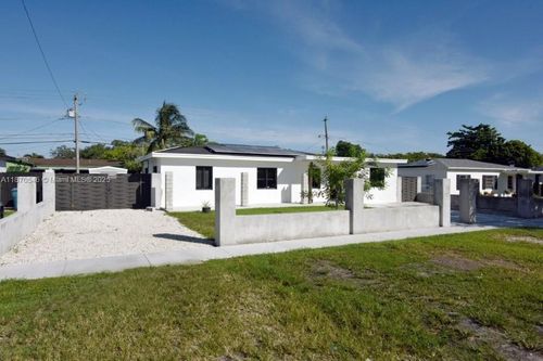14520 Carver Dr, Miami, FL, 33176-7322 | Card Image