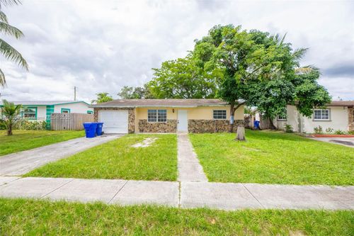 2900 N 73rd Ave, Hollywood, FL, 33024-2736 | Card Image