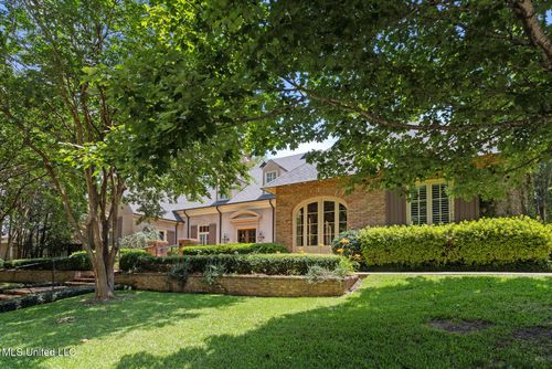 1 Cypress Ln, Jackson, MS, 39211-5935 | Card Image