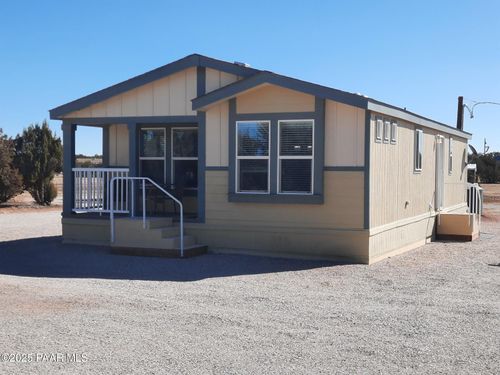 53845 N Cedar Dr, Seligman, AZ, 86337-5070 | Card Image