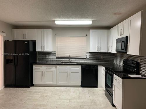 apt-d-5825 Swordfish Ct, Tamarac, FL, 33319-6296 | Card Image