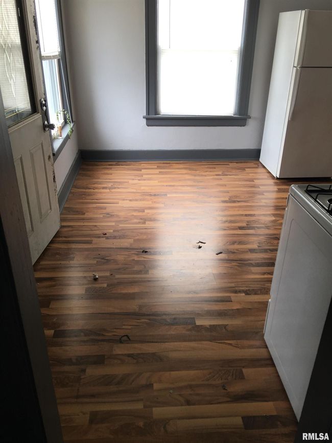 732 N Marquette St, Home with 0 bedrooms, 0 bathrooms and 6 parking in Davenport IA | Image 4