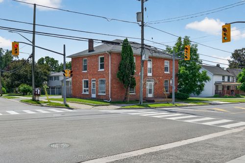 6745 Main St, Stouffville, ON, L4A6B5 | Card Image