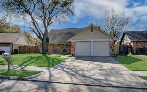 11307 Birdwing Ln, Houston, TX, 77067-2801 | Card Image