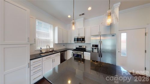 930 Steel House Blvd, Charlotte, NC, 28205-1282 | Card Image