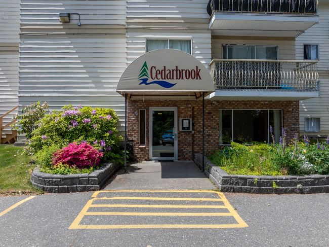 Entrance | Image 6