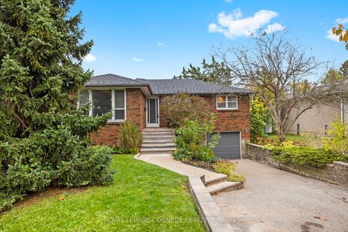 166 Clements Rd E, Ajax, ON, L1S1M1 | Card Image