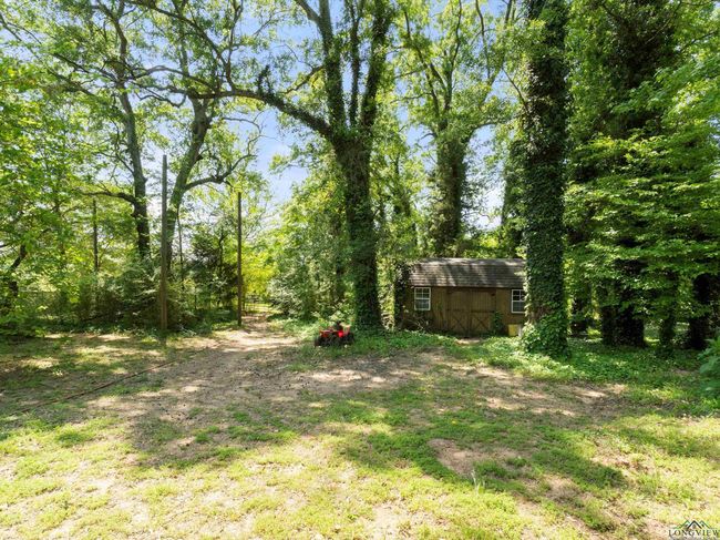 1137 Fm 2985, House other with 4 bedrooms, 2 bathrooms and null parking in Hughes Springs TX | Image 24