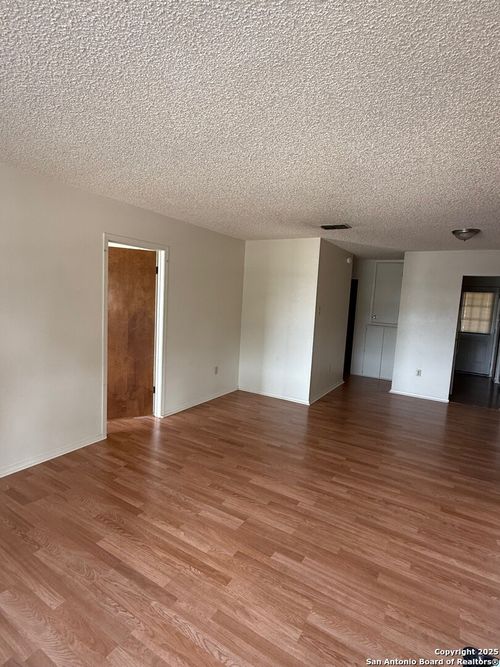 apt-203-112 Blue Rdg, Comfort, TX, 78013-2266 | Card Image