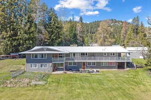 305 Bockman Rd, Ione, WA, 99139-9658 | Card Image