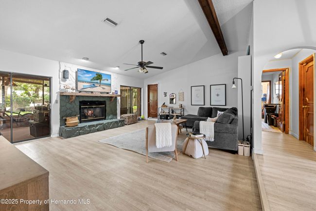 8268 Garrison St, House other with 3 bedrooms, 3 bathrooms and null parking in Spring Hill FL | Image 9
